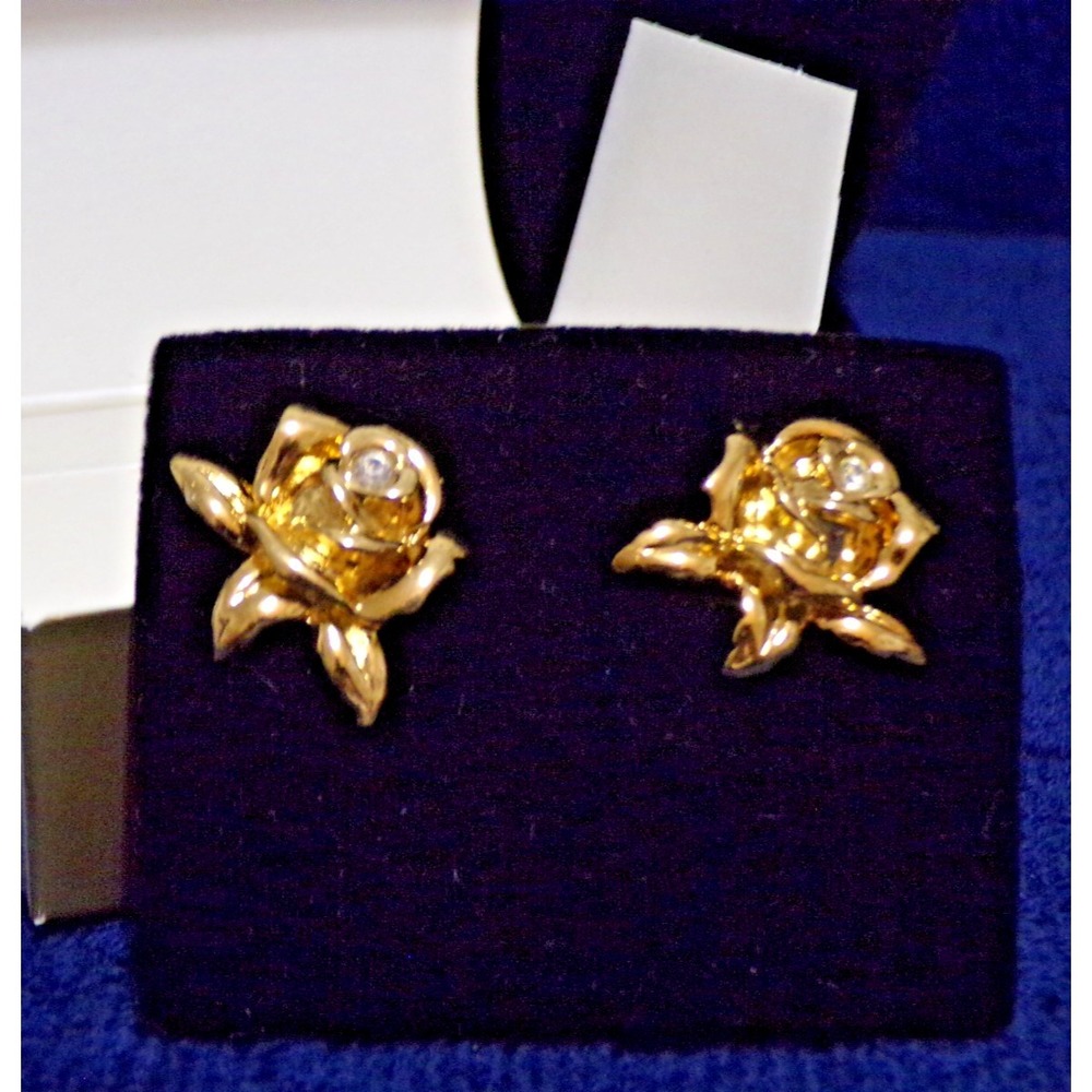 Avon 1997 Rose Passion Goldtone Sm Diamond Rose Shape Pierced Earrings Vintage